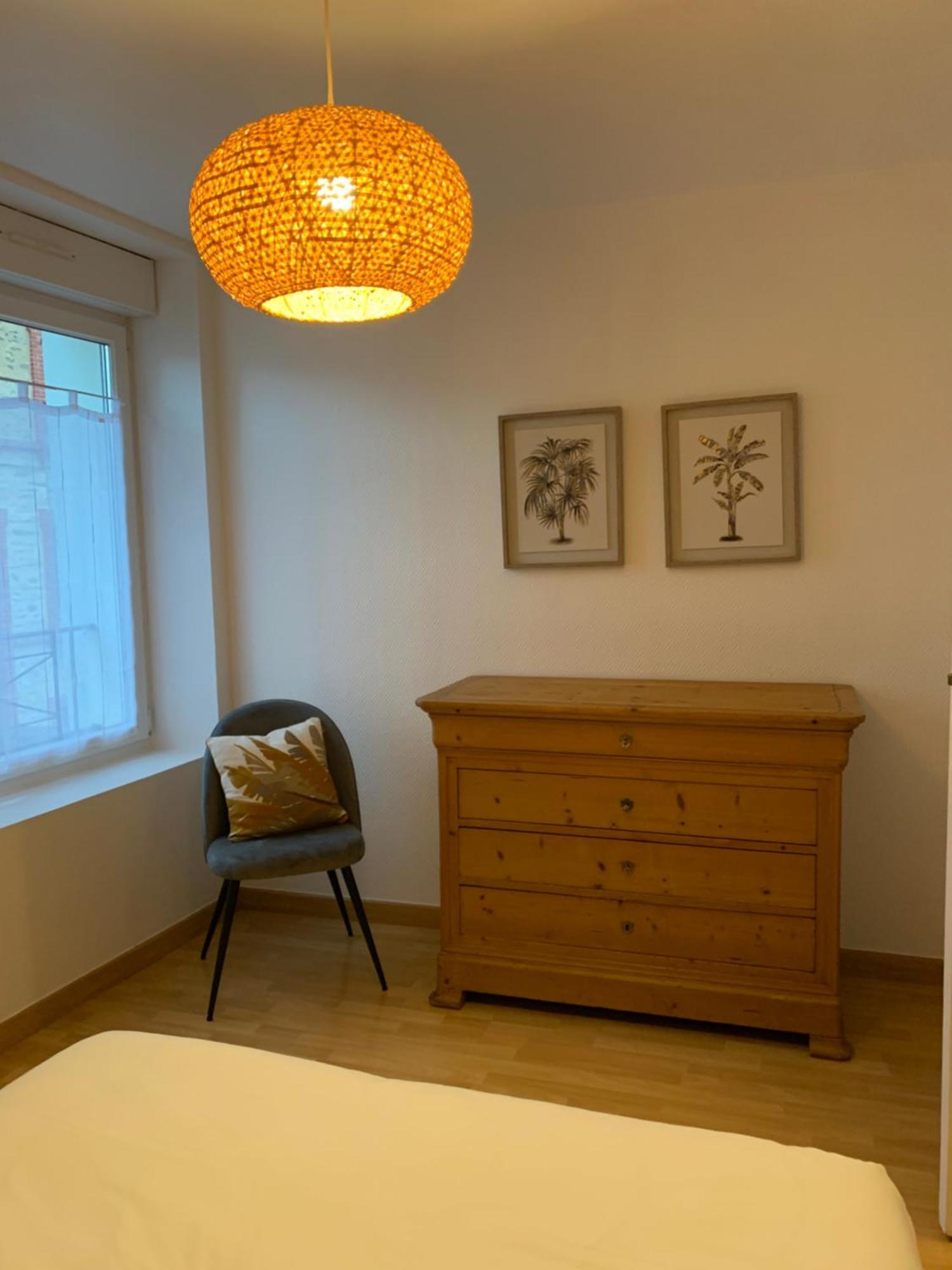 Agreable Maison Meublee Cherbourg-en-Cotentin Buitenkant foto