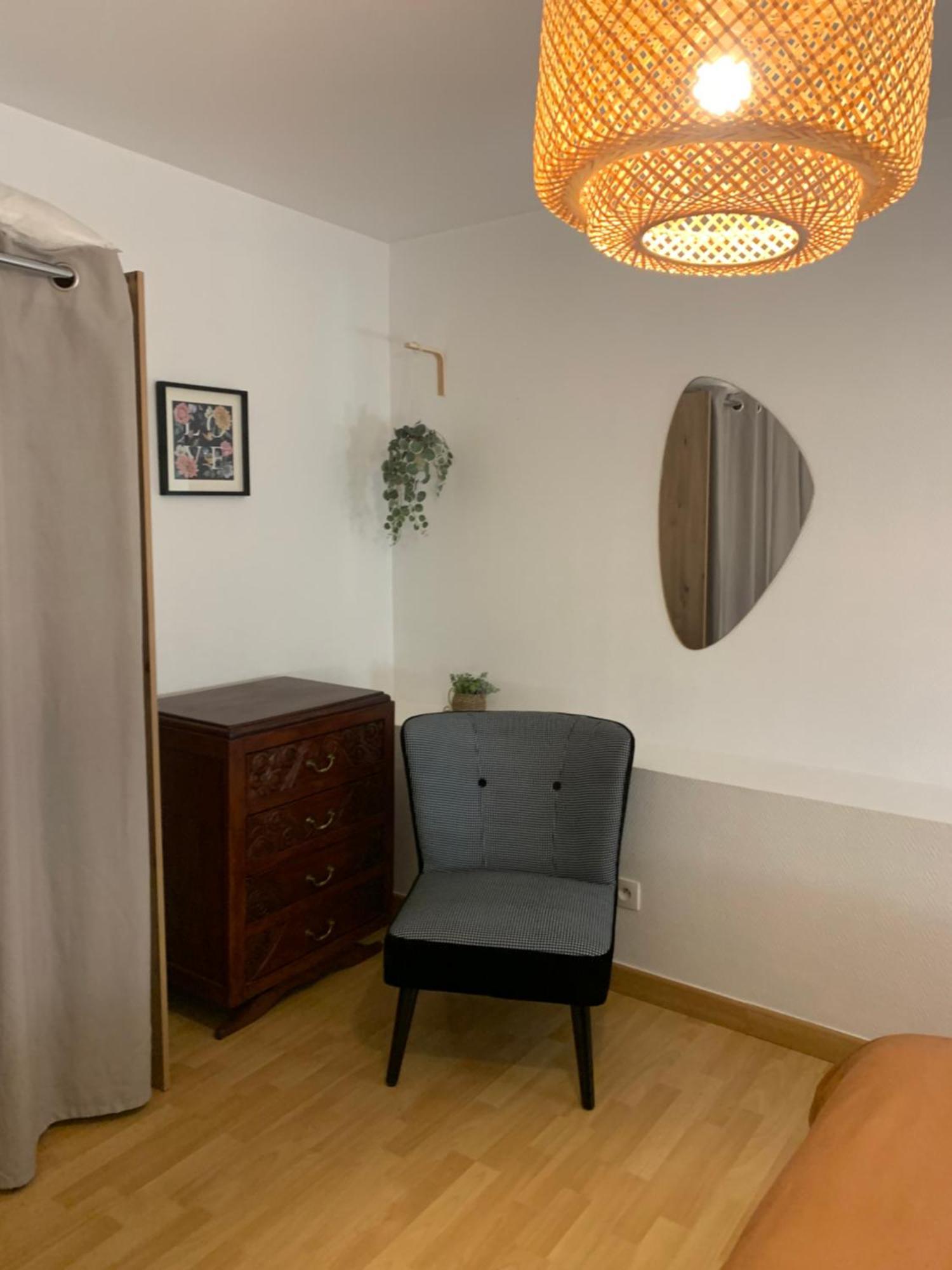 Agreable Maison Meublee Cherbourg-en-Cotentin Buitenkant foto